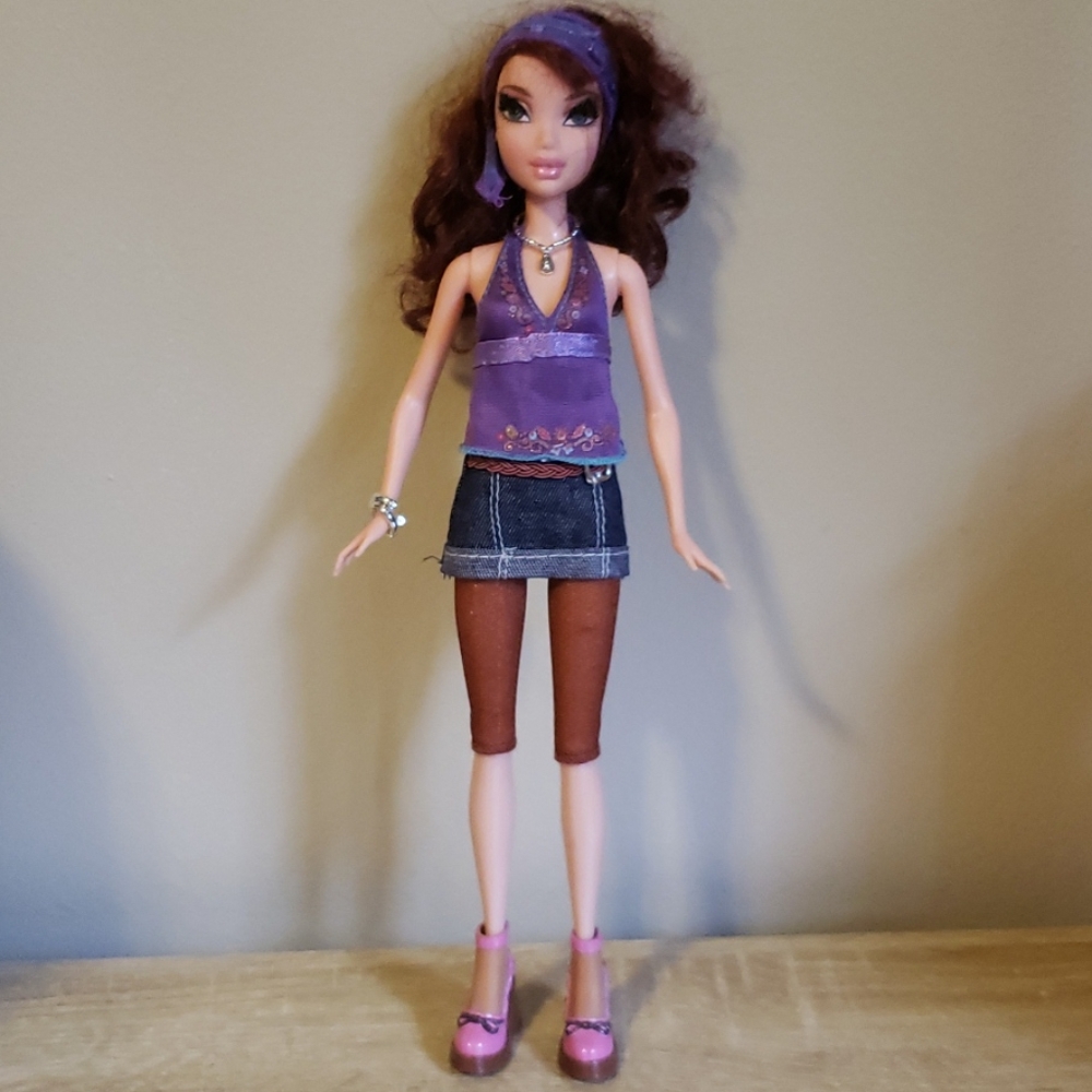 Chelsea Boho Chic doll